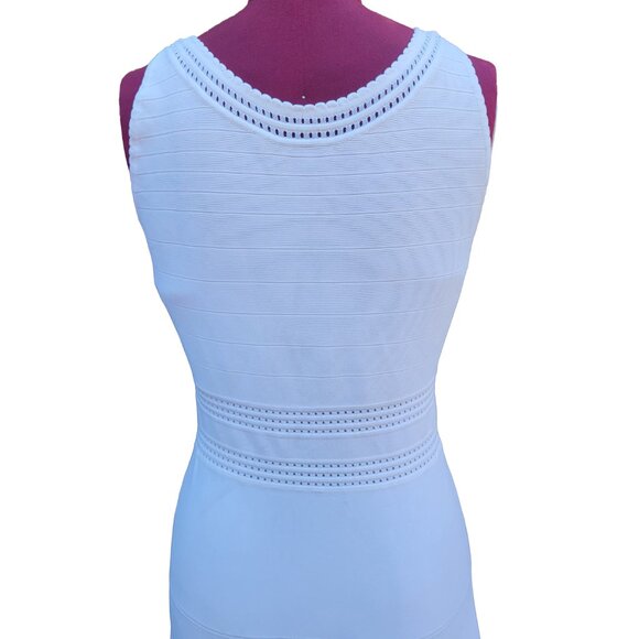 Diane von Furstenberg Perry Dress White Knit Sleeveless Flutter Hem Medium - Picture 5 of 8